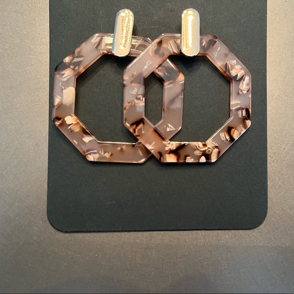 NEW Acrylic Post Pink Tortoise & Gold Oxtagon Earrings